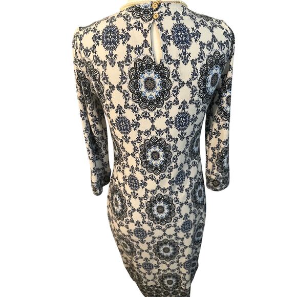 A Pea in the Pod Maternity Dress (Size XS) - Picture 2 of 6